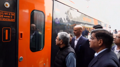 Vande Bharat Sleeper Train 