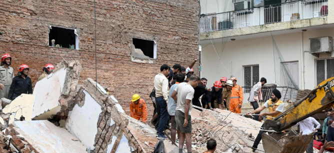 Delhi building collapse