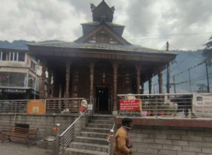 पर्यटन नगरी मनाली के दुर्गा मंदिर में हुई चोरी