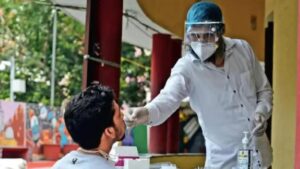 ओमिक्रोन को लेकर मुंबई में लागू हुई धारा 144