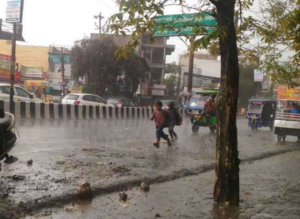 उत्तराखंड में फिर बदला मौसम का मिजाज