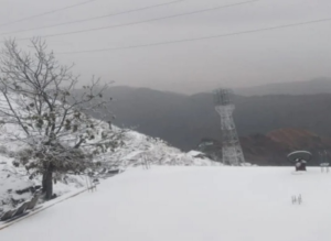 उत्तराखंड फिर बदला मौसम का मिजाज, ऊंचाई वाले इलाकों में बर्फबारी जारी