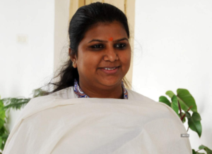 दिल्ली सरकार की डिप्टी स्पीकर राखी बिड़लान पहुंची उत्तरकाशी