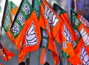 उत्तराखंड चुनाव के बाद भाजपा प्रत्याशी सुन रहे लोगों की समस्याएं