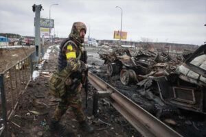 रूसी बलों ने यूक्रेन के असैन्य इलाकों में हमले तेज