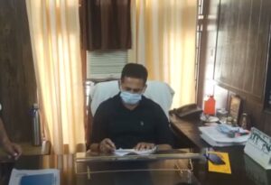 रोशनाबाद में अवैध खनन को लेकर सलेमपुर के ग्राम वासियों ने SDM को दिया ज्ञापन