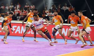 PKL 2022  के 108वां मुकाबले में गुजरात जायंट्स ने पुनेरी पलटन  को 51-39 से हराया