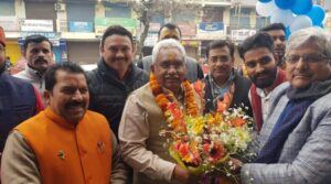 हरिद्वार: पूर्व मंत्री मदन कौशिक ने किया ई जोन मोटर्स का उद्घाटन