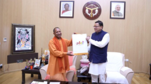 CM पुष्कर धामी ने लखनऊ में की उत्तर प्रदेश के CM से शिष्टाचार भेंट