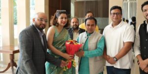 स्कूली बच्चों को उच्च शिक्षा के साथ प्रोत्साहित भी कर रही सरकार : डॉ. धन सिंह रावत