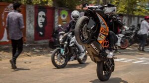 बड़ी खबर: राजधानी की सड़कों पर स्टंट बाज़ी और रैश ड्राइविंग करने वालों अब होगी FIR दर्ज, SOP जारी