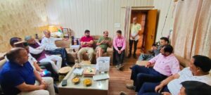 काबीना मंत्री जगतसिंह नेगी के नेतृत्व में वन, तकनीकी शिक्षा मंत्री से इससे जुड़े मुद्दों पर चर्चा की