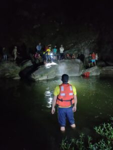 अल्मोड़ा की सुयाल नदी में डूबते भाई को बचाने के लिए नदी में कूदी बहन, पुलिस ने बरामद किए दोनो के शव