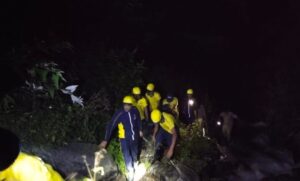 जोशीमठ के पास यहां गहरी खाई में गिरी कार, 5 लोग थे सवार, 1 की मौके पर ही दर्दनाक मौत