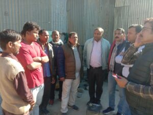 रेस्क्यू के लिए तैनात अफसरों ने संभाला मोर्चा