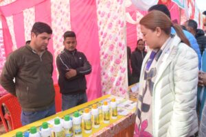 बहुउद्देश्यीय शिविर में अधिकारियों के उपस्थित नही होने पर कैबिनेट मंत्री रेखा आर्या ने मांगा स्पष्टीकरण, आगे से सभी अधिकारियों को उपस्थित रहने के दिये निर्देश