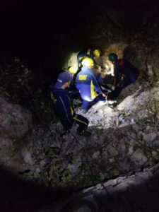 भीमताल : सुसाइड पॉइंट पर गदरपुर के दो युवक गहरी खाई में गिरे, एक की मौत, एसडीआरएफ ने किया रेस्क्यू