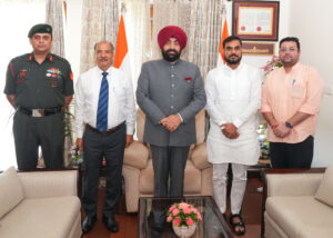 शहीद समरसता मिशन से शहीदों के आश्रितों को सशक्त कर रहे हैं: राज्यपाल