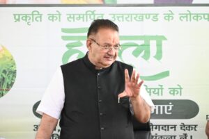 मंत्री गणेश जोशी ने हर घर तिरंगा अभियान के कार्यक्रमों की तैयारियों पर की बैठक, पढ़िए ख़बर…