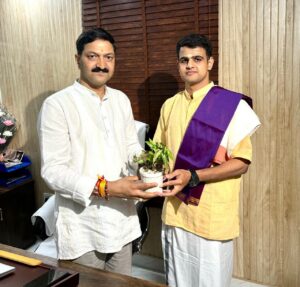 देहरादून : सूर्यराग होंगे बदरीनाथ के नए नायब रावल, दून पहुंच कर बीकेटीसी अध्यक्ष से की भेंट