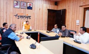 मुख्यमंत्री पुष्कर सिंह धामी ने सड़क गड्ढा मुक्त अभियान की समीक्षा बैठक में दिए निर्देश