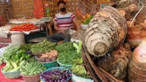 सब्जी मंडी में अवैध रूप से चल रही मीट व अन्य दुकानों को पालिका ने किया सीज