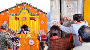 मंत्रोच्चार संग विधि-विधान से खुले बाबा केदार के कपाट, मुख्यमंत्री धामी भी रहे मौजूद….108 क्विंटल से अधिक फूलों से लदालद हुए केदार धाम