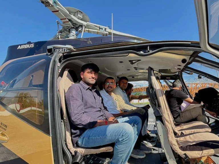 उत्तराखंड हेलिकॉप्टर से पहुंचे बीएड परीक्षा देने राजस्थान के 4 छात्र, सोशल मीडिया पर वायरल