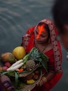 ये 5 चीजें हैं बेहद जरूरी, बिना इनके अधूरी रह जाती है छठी मैया की पूजा!