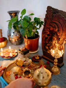 दिवाली पर ये ऑउटफिट देंगे आपको पटाका लुक