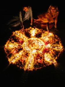 धनतेरस से भाई दूज तक, कब कितने दीए जलाएं?