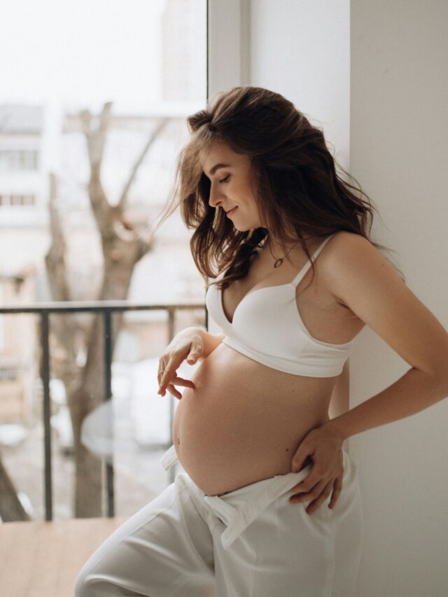 पहले महीने से डिलीवरी तक, क्या खाएं और क्या नहीं?