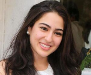 Sara Ali Khan : रुद्रनाथ यात्रा पर पहुंची बॉलीवुड अभिनेत्री सारा अली खान