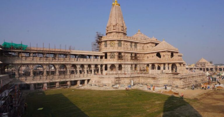 Ayodhya Ram Mandir में नवरात्रि से लागू होंगे दर्शन के नए नियम,परिसर में इन चीजों पर रहेगी सख्त पाबंदी