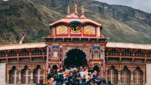 Badrinath : बद्रीनाथ धाम के आधे क्षेत्र की विद्युत आपूर्ति हुई बाधित