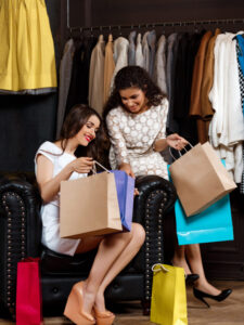 वेडिंग शॉपिंग करने से पहले इन बातों का रखें ध्यान