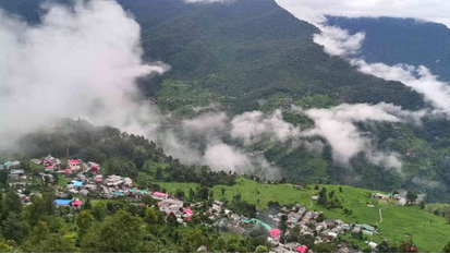 weather news : पर्वतीय जिलों के कुछ हिस्सों में हल्की बारिश के साथ बर्फबारी की संभावना