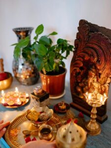 नए साल की शुरुआत इन मंदिरों में दर्शन से बनेगी खास