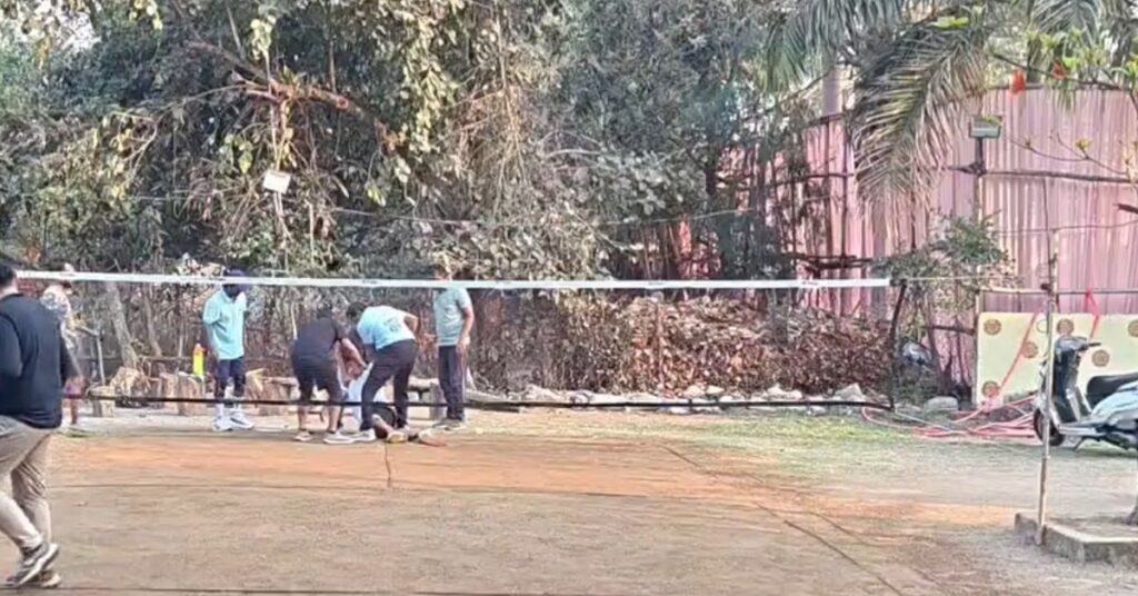 Chhattisgarh News : बैडमिंटन खेलते वक्त कारोबारी की Cardiac arrest से मौत