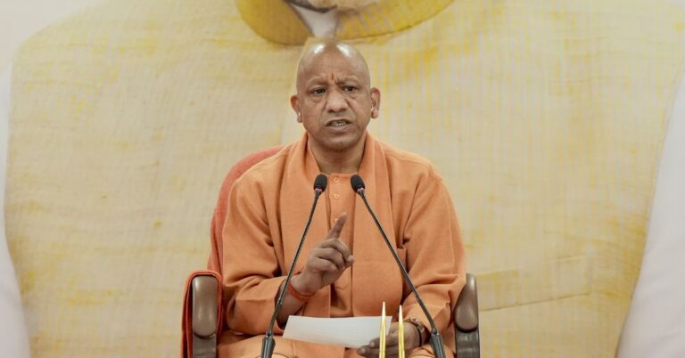 Lucknow News: चाइनीज मांझे की बिक्री पर रोक, योगी आदित्यनाथ ने पुलिस को दिए सख्त निर्देश