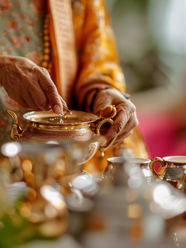 पति की लंबी आयु के लिए हर सुहागिन को रखने चाहिए ये 4 व्रत