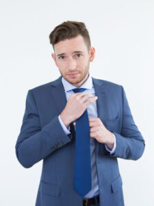 क्या टाइट टाई से दिमाग पर पड़ता है असर?