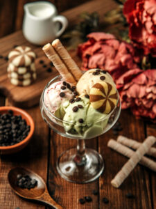 सोने से पहले न खाएं आइसक्रीम, वरना ….