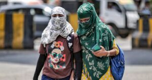 Delhi-NCR Weather: दिल्ली-एनसीआर में बदला मौसम का मिजाज, बादल और तेज हवाओं से राहत