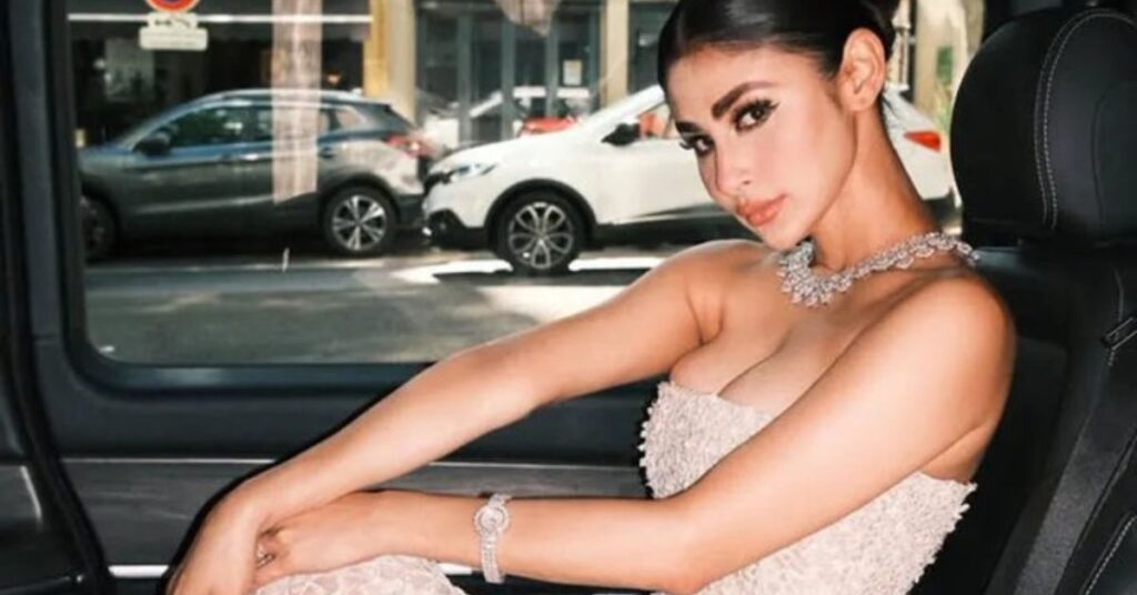 Mouni Roy ने ट्रोलिंग पर तोड़ी चुप्पी, कहा- ‘मैं इन बातों पर ध्यान नहीं देती’