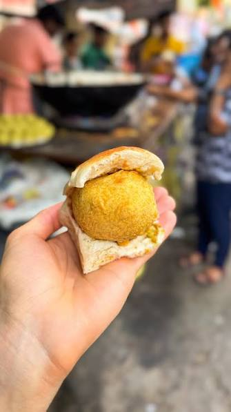 Why Is Mumbai's Vada Pav Hygiene Under Focus?
