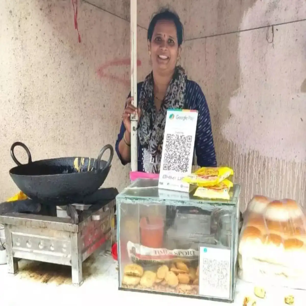Are Mumbai Vada Pav Stalls Becoming More Hygienic?