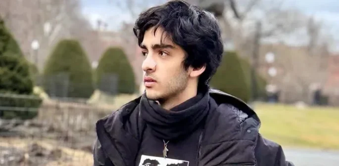 What makes Hrehaan’s debut different?