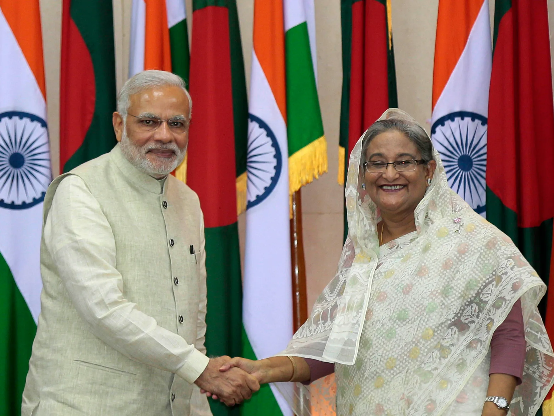 Sheikh Hasina Bangladesh News: वर्चुअल प्रेस कॉन्फ्रेंस के बाद बढ़ा विवाद, भारत-बांग्लादेश रिश्तों पर असर?