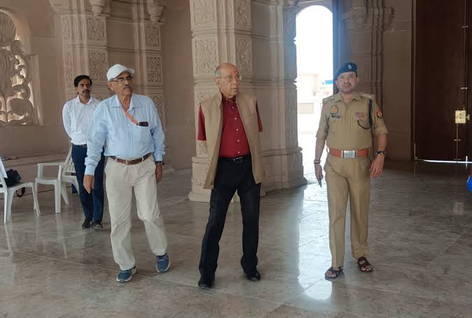 चंपत राय नृपेंद्र मिश्रा विवाद: राम मंदिर निर्माण के फैसलों पर उठे सवाल, जानें पूरा मामला
